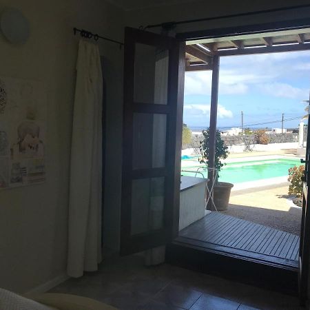 Oasis Surf House Apartment Soo Exterior photo